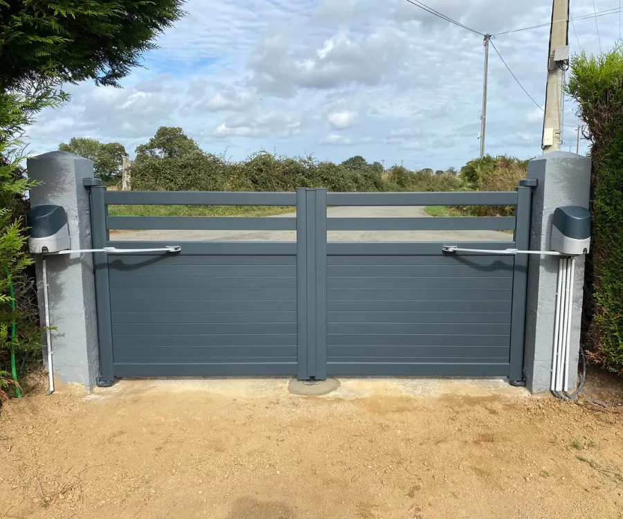 installateur porte de garage fougeres