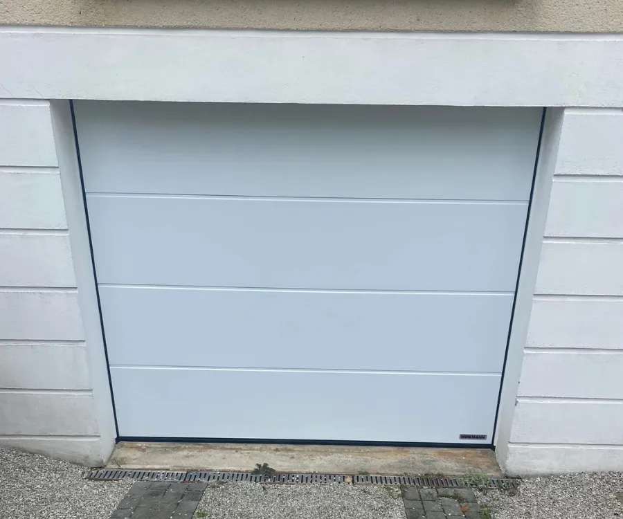installateur porte de garage montenay